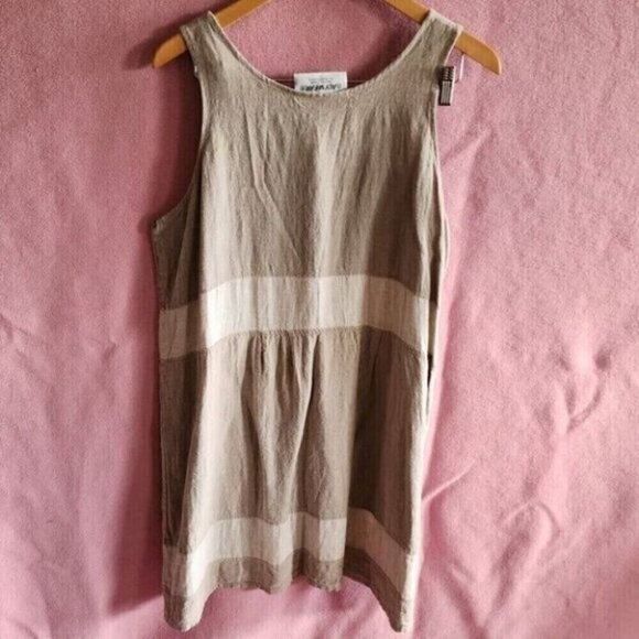 AlyWear Linen Dress - Picture 4 of 4